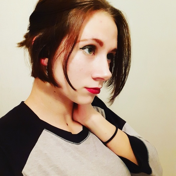 Meet your Posher, Zerriaha - Picture 1 of 1